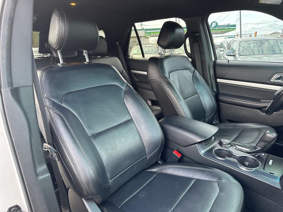2016 Ford Explorer 4WD 4dr XLT, available for sale in Little Ferry, New Jersey | Victoria Preowned Autos Inc. Little Ferry, New Jersey 2016 Ford Explorer 4WD 4dr XLT, available for sale in Little Ferry, New Jersey | Victoria Preowned Autos Inc. Little Ferry, New Jersey