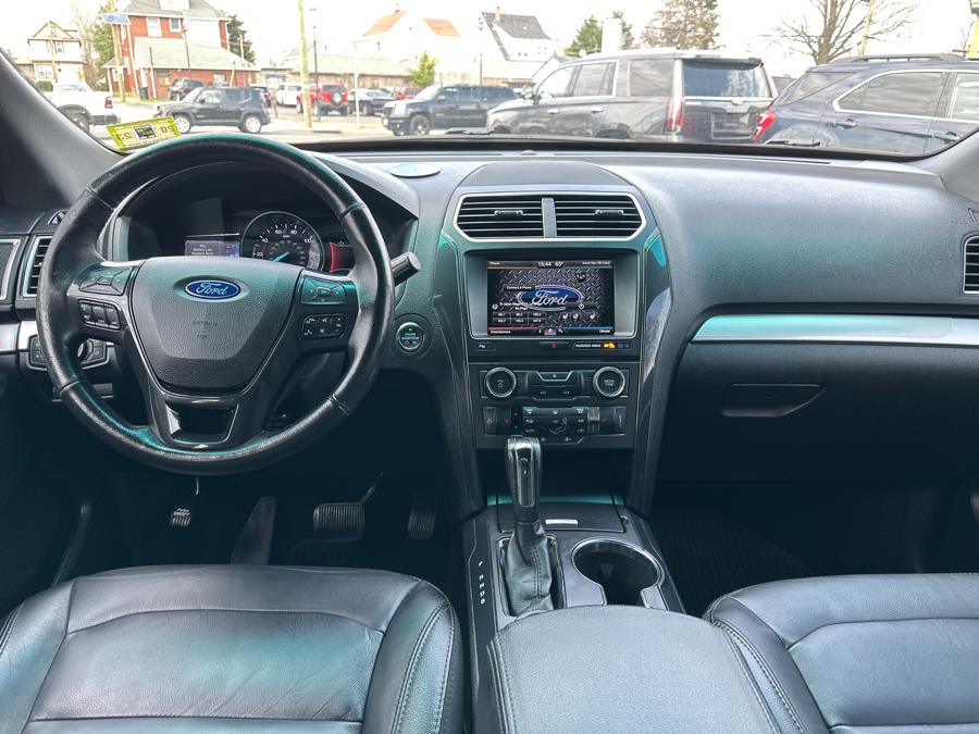 2016 Ford Explorer 4WD 4dr XLT, available for sale in Little Ferry, New Jersey | Victoria Preowned Autos Inc. Little Ferry, New Jersey 2016 Ford Explorer 4WD 4dr XLT, available for sale in Little Ferry, New Jersey | Victoria Preowned Autos Inc. Little Ferry, New Jersey