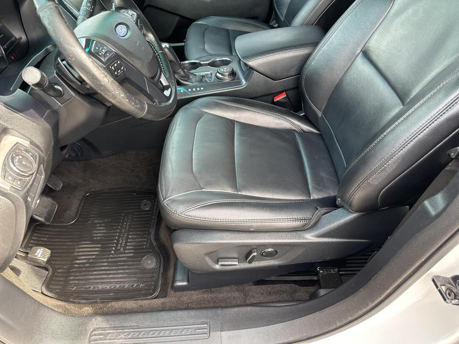 2016 Ford Explorer 4WD 4dr XLT, available for sale in Little Ferry, New Jersey | Victoria Preowned Autos Inc. Little Ferry, New Jersey 2016 Ford Explorer 4WD 4dr XLT, available for sale in Little Ferry, New Jersey | Victoria Preowned Autos Inc. Little Ferry, New Jersey