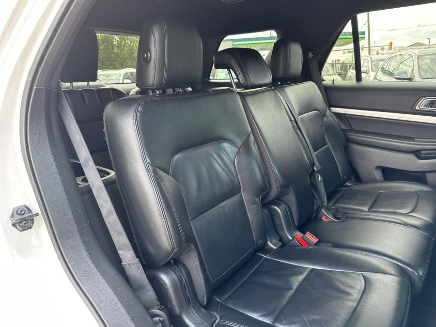 2016 Ford Explorer 4WD 4dr XLT, available for sale in Little Ferry, New Jersey | Victoria Preowned Autos Inc. Little Ferry, New Jersey 2016 Ford Explorer 4WD 4dr XLT, available for sale in Little Ferry, New Jersey | Victoria Preowned Autos Inc. Little Ferry, New Jersey