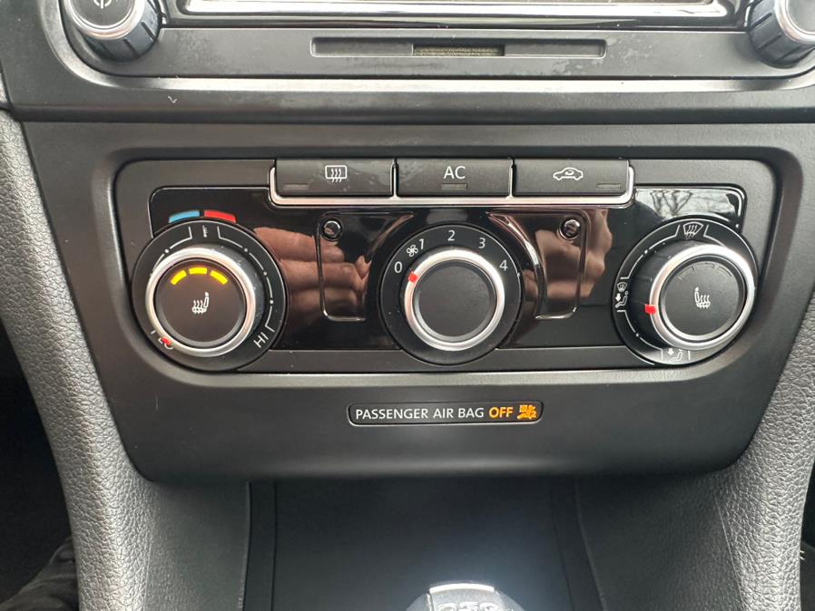 2011 Volkswagen Jetta SportWagen 4dr DSG TDI, available for sale in Manchester, Connecticut | Carsonmain LLC. Manchester, Connecticut 2011 Volkswagen Jetta SportWagen 4dr DSG TDI, available for sale in Manchester, Connecticut | Carsonmain LLC. Manchester, Connecticut