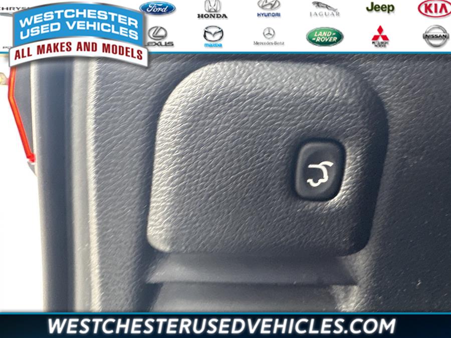 2021 Jeep Grand Cherokee Limited, available for sale in White Plains, New York | Westchester Used Vehicles. White Plains, New York 2021 Jeep Grand Cherokee Limited, available for sale in White Plains, New York | Westchester Used Vehicles. White Plains, New York