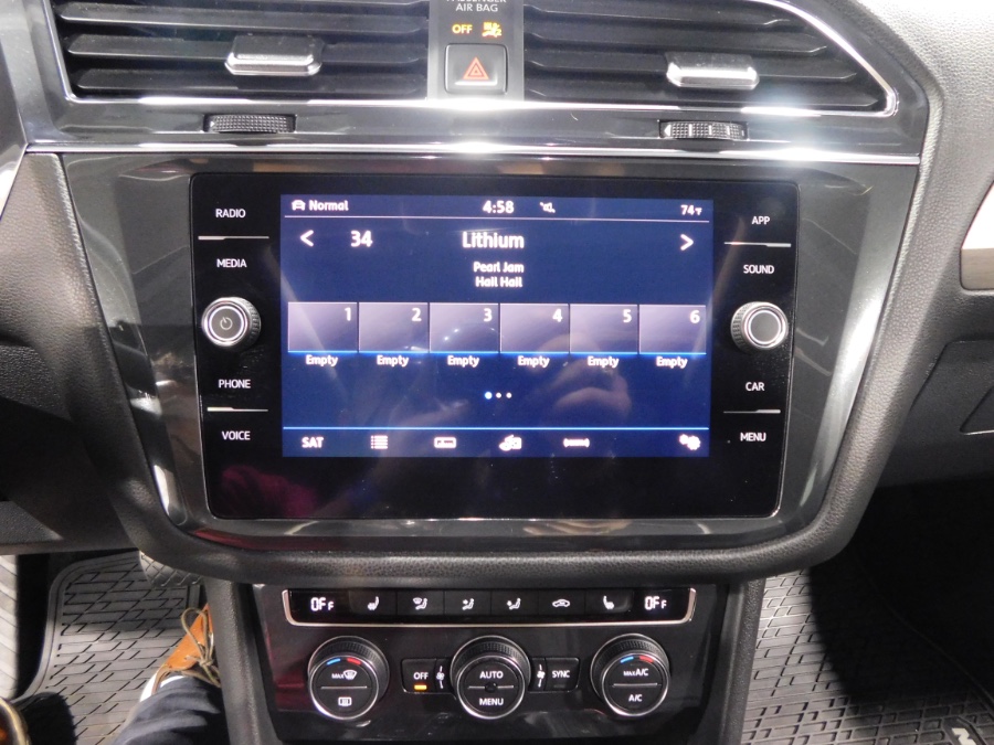 2019 Volkswagen Tiguan 2.0T SE 4MOTION, available for sale in Lodi, New Jersey | Auto Gallery. Lodi, New Jersey 2019 Volkswagen Tiguan 2.0T SE 4MOTION, available for sale in Lodi, New Jersey | Auto Gallery. Lodi, New Jersey