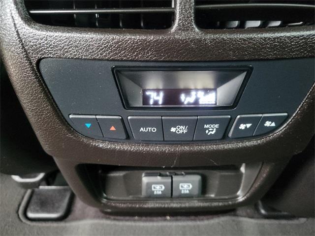 2019 Acura Mdx 3.5L, available for sale in Avon, Connecticut | Sullivan Automotive Group. Avon, Connecticut 2019 Acura Mdx 3.5L, available for sale in Avon, Connecticut | Sullivan Automotive Group. Avon, Connecticut