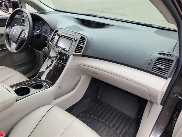 2015 Toyota Venza XLE, available for sale in Avon, Connecticut | Sullivan Automotive Group. Avon, Connecticut 2015 Toyota Venza XLE, available for sale in Avon, Connecticut | Sullivan Automotive Group. Avon, Connecticut