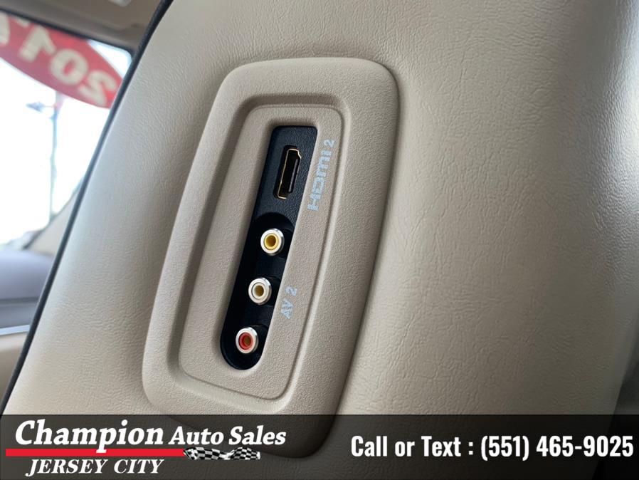 2017 Jeep Grand Cherokee Overland 4x4, available for sale in Jersey City, New Jersey | Champion Auto Sales of JC. Jersey City, New Jersey 2017 Jeep Grand Cherokee Overland 4x4, available for sale in Jersey City, New Jersey | Champion Auto Sales of JC. Jersey City, New Jersey