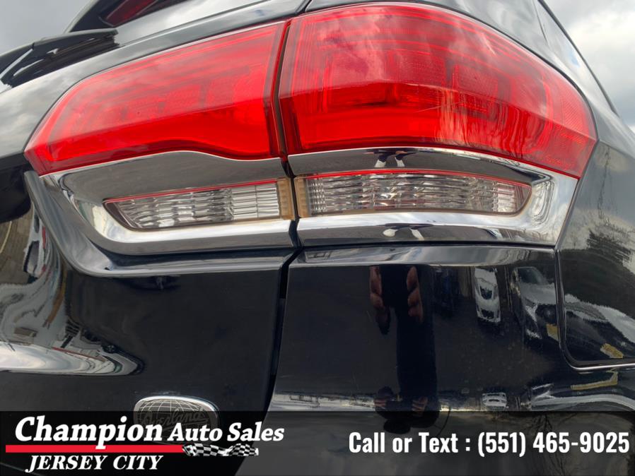2017 Jeep Grand Cherokee Overland 4x4, available for sale in Jersey City, New Jersey | Champion Auto Sales of JC. Jersey City, New Jersey 2017 Jeep Grand Cherokee Overland 4x4, available for sale in Jersey City, New Jersey | Champion Auto Sales of JC. Jersey City, New Jersey