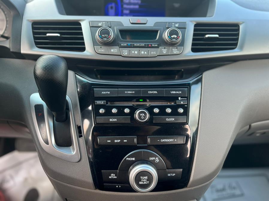 2012 Honda Odyssey 5dr EX-L w/Navi, available for sale in Springfield, Massachusetts | Jordan Auto Sales. Springfield, Massachusetts 2012 Honda Odyssey 5dr EX-L w/Navi, available for sale in Springfield, Massachusetts | Jordan Auto Sales. Springfield, Massachusetts