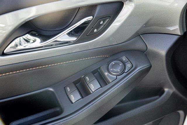 2021 Chevrolet Traverse LT Leather, available for sale in Great Neck, New York | Camy Cars. Great Neck, New York 2021 Chevrolet Traverse LT Leather, available for sale in Great Neck, New York | Camy Cars. Great Neck, New York
