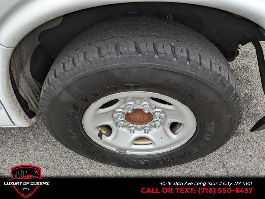 2017 Chevrolet Express Cargo Van RWD 2500 135", available for sale in Long Island City, New York | Luxury Of Queens. Long Island City, New York 2017 Chevrolet Express Cargo Van RWD 2500 135", available for sale in Long Island City, New York | Luxury Of Queens. Long Island City, New York