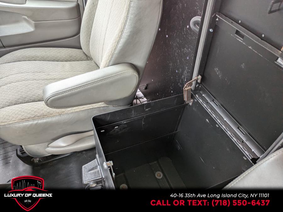 2017 Chevrolet Express Cargo Van RWD 2500 135", available for sale in Long Island City, New York | Luxury Of Queens. Long Island City, New York 2017 Chevrolet Express Cargo Van RWD 2500 135", available for sale in Long Island City, New York | Luxury Of Queens. Long Island City, New York