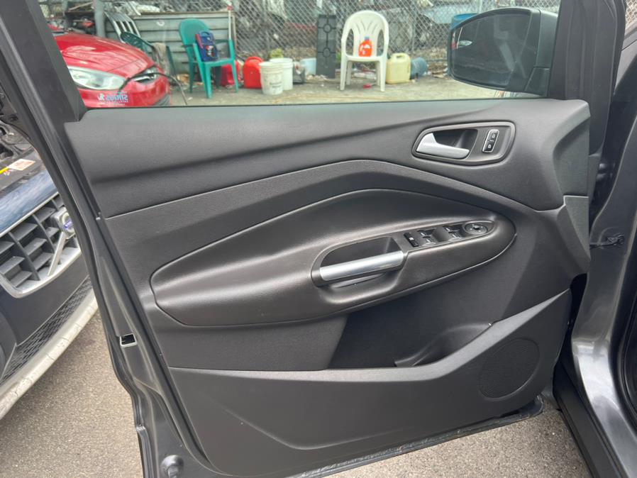 2013 Ford Escape 4WD 4dr SE, available for sale in Brooklyn, New York | Atlantic Used Car Sales. Brooklyn, New York 2013 Ford Escape 4WD 4dr SE, available for sale in Brooklyn, New York | Atlantic Used Car Sales. Brooklyn, New York