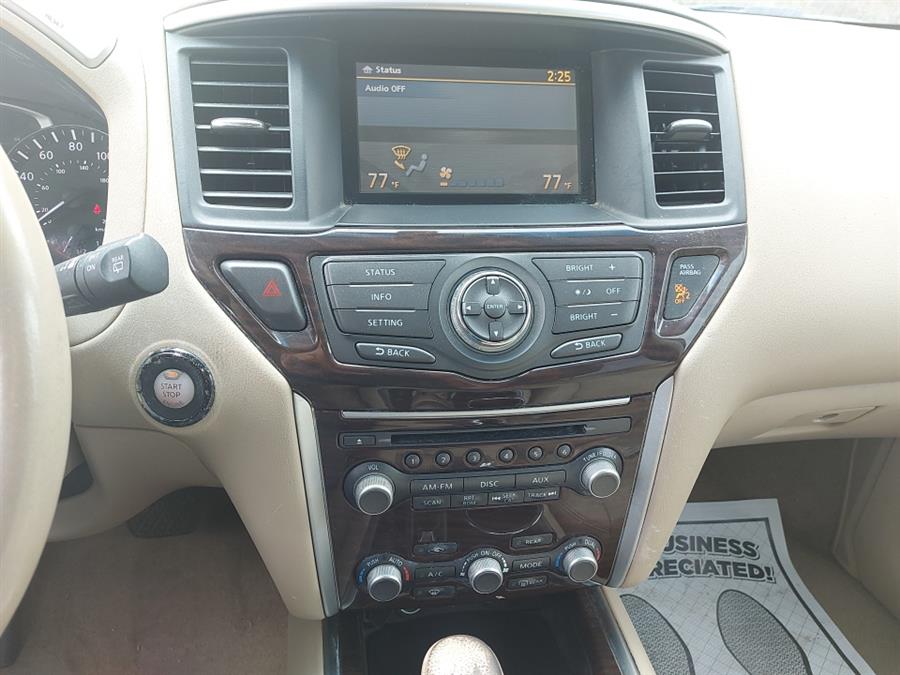 2014 Nissan Pathfinder 4WD 4dr SL, available for sale in West Hartford, Connecticut | Chadrad Motors llc. West Hartford, Connecticut 2014 Nissan Pathfinder 4WD 4dr SL, available for sale in West Hartford, Connecticut | Chadrad Motors llc. West Hartford, Connecticut