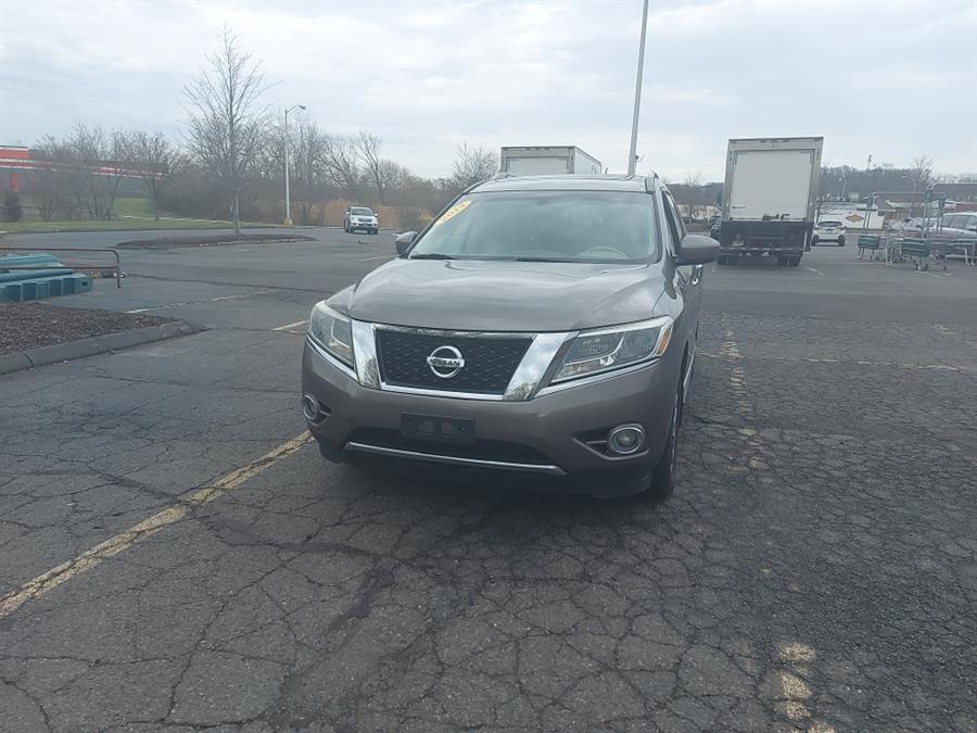 2014 Nissan Pathfinder 4WD 4dr SL, available for sale in West Hartford, Connecticut | Chadrad Motors llc. West Hartford, Connecticut 2014 Nissan Pathfinder 4WD 4dr SL, available for sale in West Hartford, Connecticut | Chadrad Motors llc. West Hartford, Connecticut