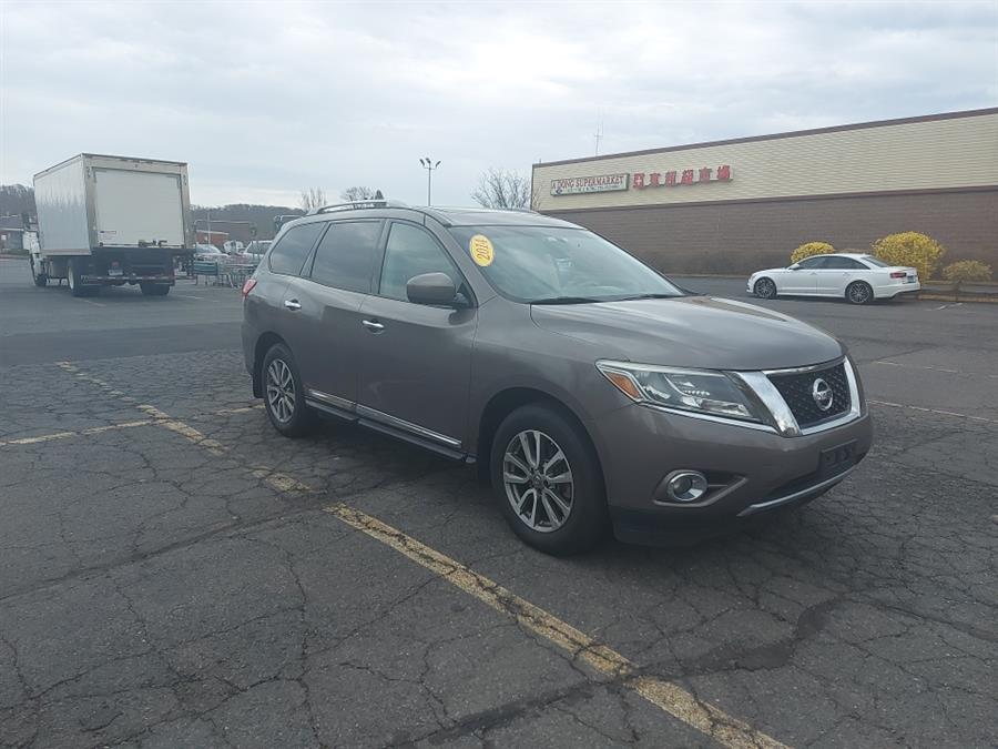 2014 Nissan Pathfinder 4WD 4dr SL, available for sale in West Hartford, Connecticut | Chadrad Motors llc. West Hartford, Connecticut 2014 Nissan Pathfinder 4WD 4dr SL, available for sale in West Hartford, Connecticut | Chadrad Motors llc. West Hartford, Connecticut