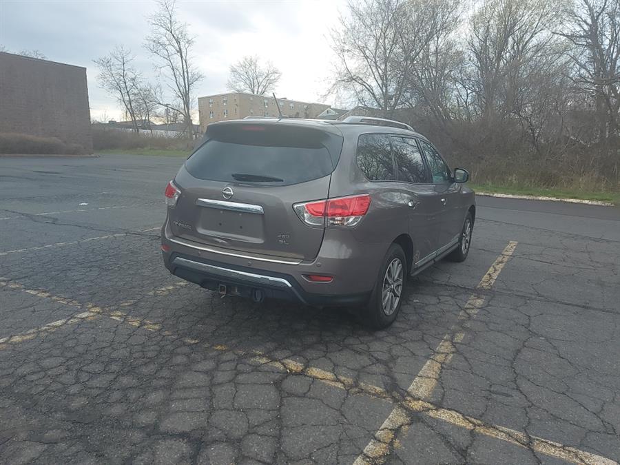 2014 Nissan Pathfinder 4WD 4dr SL, available for sale in West Hartford, Connecticut | Chadrad Motors llc. West Hartford, Connecticut 2014 Nissan Pathfinder 4WD 4dr SL, available for sale in West Hartford, Connecticut | Chadrad Motors llc. West Hartford, Connecticut