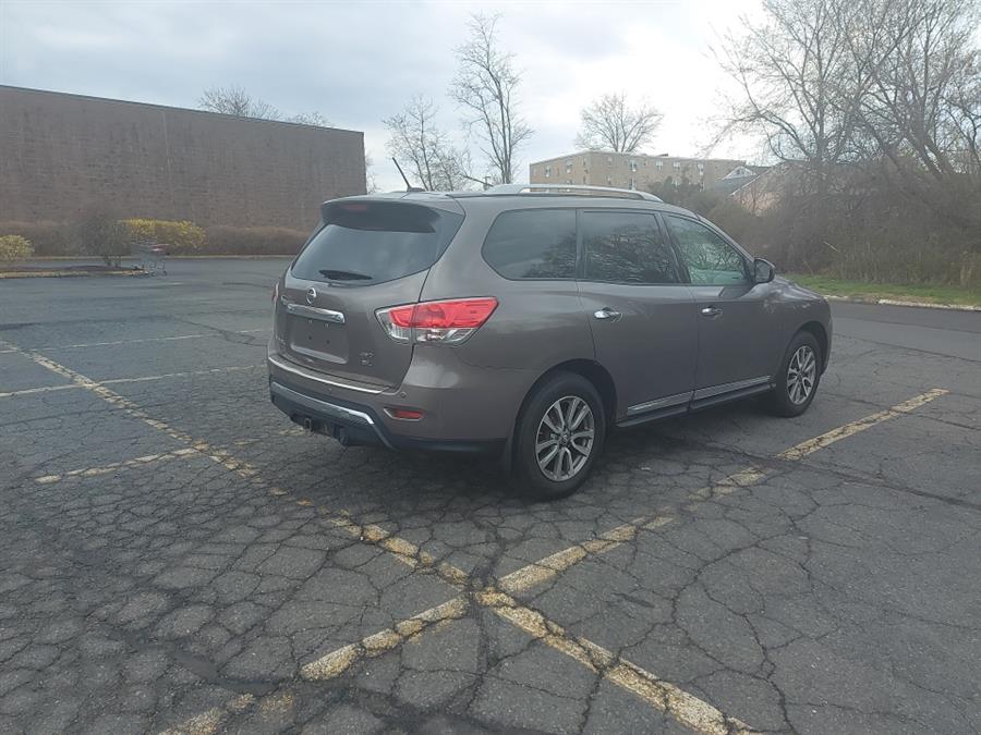 2014 Nissan Pathfinder 4WD 4dr SL, available for sale in West Hartford, Connecticut | Chadrad Motors llc. West Hartford, Connecticut 2014 Nissan Pathfinder 4WD 4dr SL, available for sale in West Hartford, Connecticut | Chadrad Motors llc. West Hartford, Connecticut