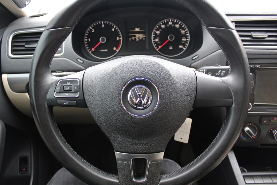 2013 Volkswagen Jetta Sedan 4dr DSG TDI w/Premium, available for sale in Deer Park, New York | Car Tec Enterprise Leasing & Sales LLC. Deer Park, New York 2013 Volkswagen Jetta Sedan 4dr DSG TDI w/Premium, available for sale in Deer Park, New York | Car Tec Enterprise Leasing & Sales LLC. Deer Park, New York