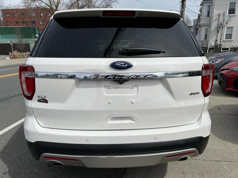 2016 Ford Explorer 4WD 4dr XLT, available for sale in Peabody, Massachusetts | New Star Motors. Peabody, Massachusetts 2016 Ford Explorer 4WD 4dr XLT, available for sale in Peabody, Massachusetts | New Star Motors. Peabody, Massachusetts