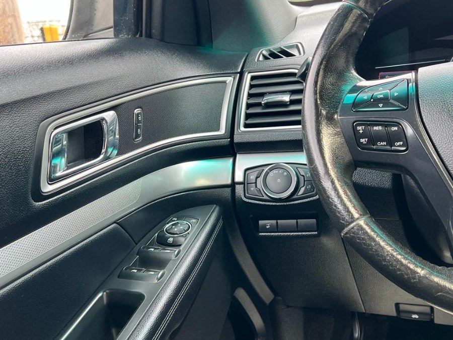 2016 Ford Explorer 4WD 4dr XLT, available for sale in Peabody, Massachusetts | New Star Motors. Peabody, Massachusetts 2016 Ford Explorer 4WD 4dr XLT, available for sale in Peabody, Massachusetts | New Star Motors. Peabody, Massachusetts