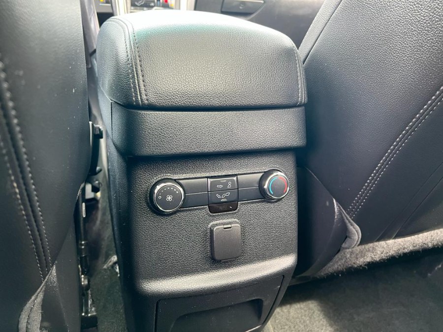 2016 Ford Explorer 4WD 4dr XLT, available for sale in Peabody, Massachusetts | New Star Motors. Peabody, Massachusetts 2016 Ford Explorer 4WD 4dr XLT, available for sale in Peabody, Massachusetts | New Star Motors. Peabody, Massachusetts