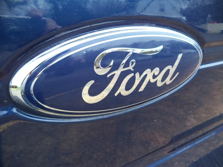 2010 Ford F-150 SUPERCAB XLT 4X4, available for sale in Berlin, Connecticut | International Motorcars llc. Berlin, Connecticut 2010 Ford F-150 SUPERCAB XLT 4X4, available for sale in Berlin, Connecticut | International Motorcars llc. Berlin, Connecticut