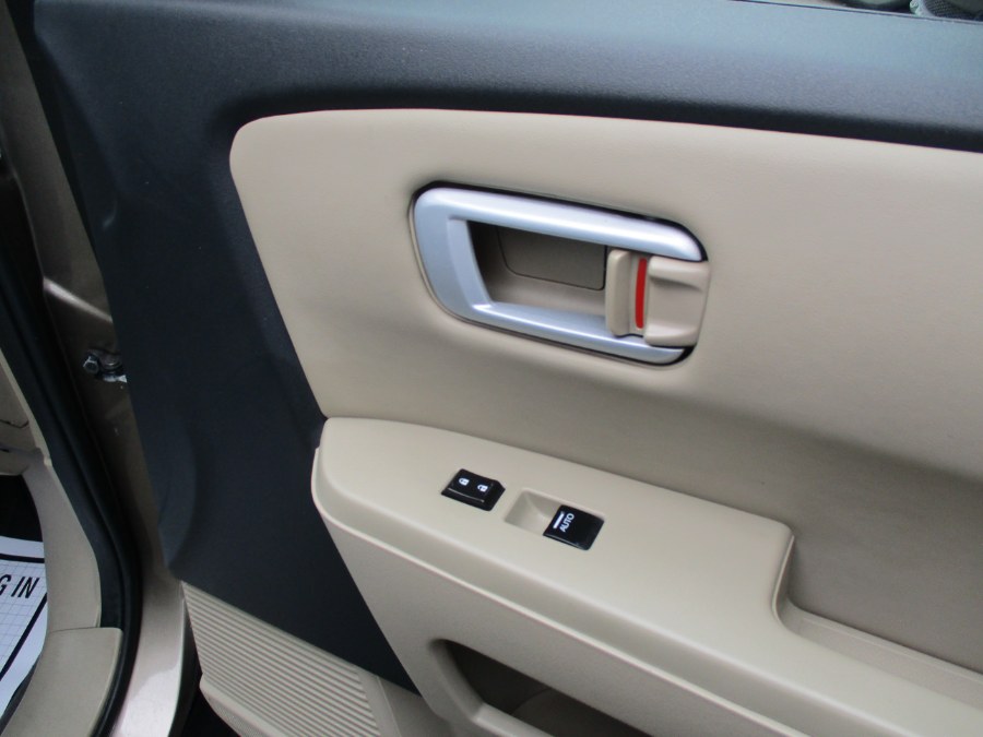 2011 Honda Pilot 4WD 4dr EX-L, available for sale in Meriden, Connecticut | Cos Central Auto. Meriden, Connecticut 2011 Honda Pilot 4WD 4dr EX-L, available for sale in Meriden, Connecticut | Cos Central Auto. Meriden, Connecticut