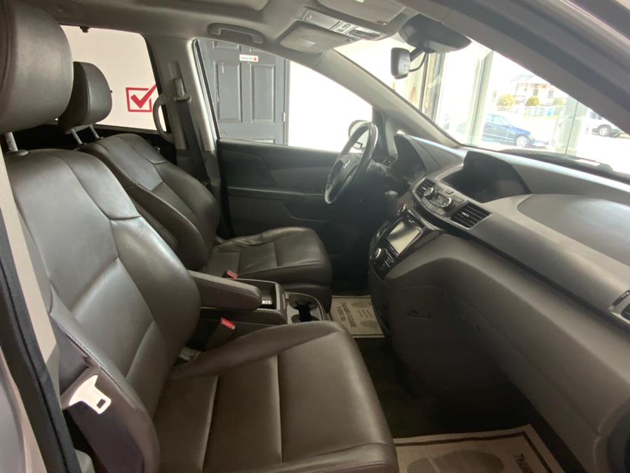 2014 Honda Odyssey 5dr Touring Elite, available for sale in Hartford, Connecticut | Franklin Motors Auto Sales LLC. Hartford, Connecticut 2014 Honda Odyssey 5dr Touring Elite, available for sale in Hartford, Connecticut | Franklin Motors Auto Sales LLC. Hartford, Connecticut