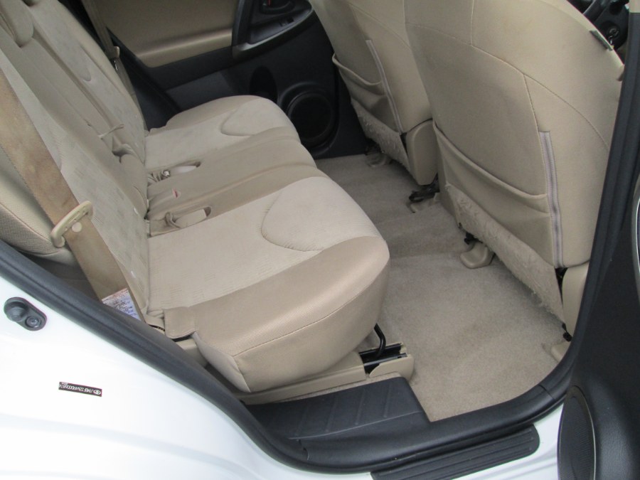 2009 Toyota RAV4 4WD 4dr 4-cyl 4-Spd AT (Natl), available for sale in Levittown, Pennsylvania | Levittown Auto. Levittown, Pennsylvania 2009 Toyota RAV4 4WD 4dr 4-cyl 4-Spd AT (Natl), available for sale in Levittown, Pennsylvania | Levittown Auto. Levittown, Pennsylvania