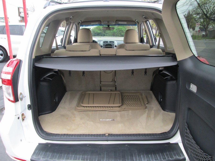 2009 Toyota RAV4 4WD 4dr 4-cyl 4-Spd AT (Natl), available for sale in Levittown, Pennsylvania | Levittown Auto. Levittown, Pennsylvania 2009 Toyota RAV4 4WD 4dr 4-cyl 4-Spd AT (Natl), available for sale in Levittown, Pennsylvania | Levittown Auto. Levittown, Pennsylvania
