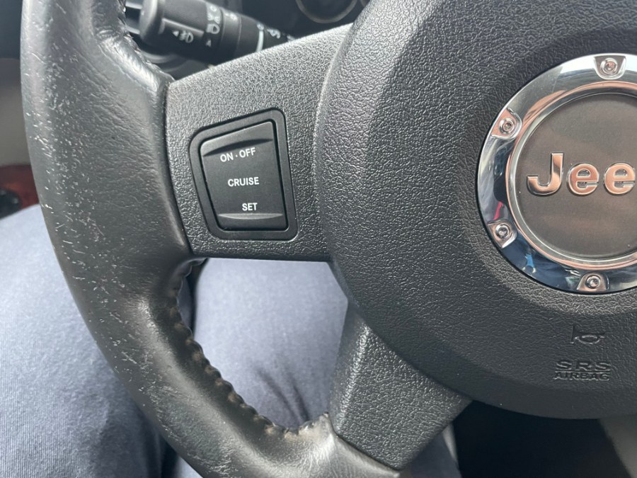 2006 Jeep Commander 4dr Limited 4WD, available for sale in Huntington Station, New York | My Auto Inc.. Huntington Station, New York 2006 Jeep Commander 4dr Limited 4WD, available for sale in Huntington Station, New York | My Auto Inc.. Huntington Station, New York