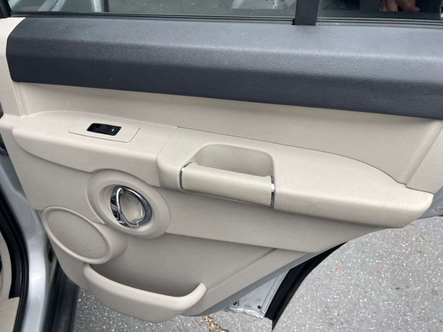 2006 Jeep Commander 4dr Limited 4WD, available for sale in Huntington Station, New York | My Auto Inc.. Huntington Station, New York 2006 Jeep Commander 4dr Limited 4WD, available for sale in Huntington Station, New York | My Auto Inc.. Huntington Station, New York