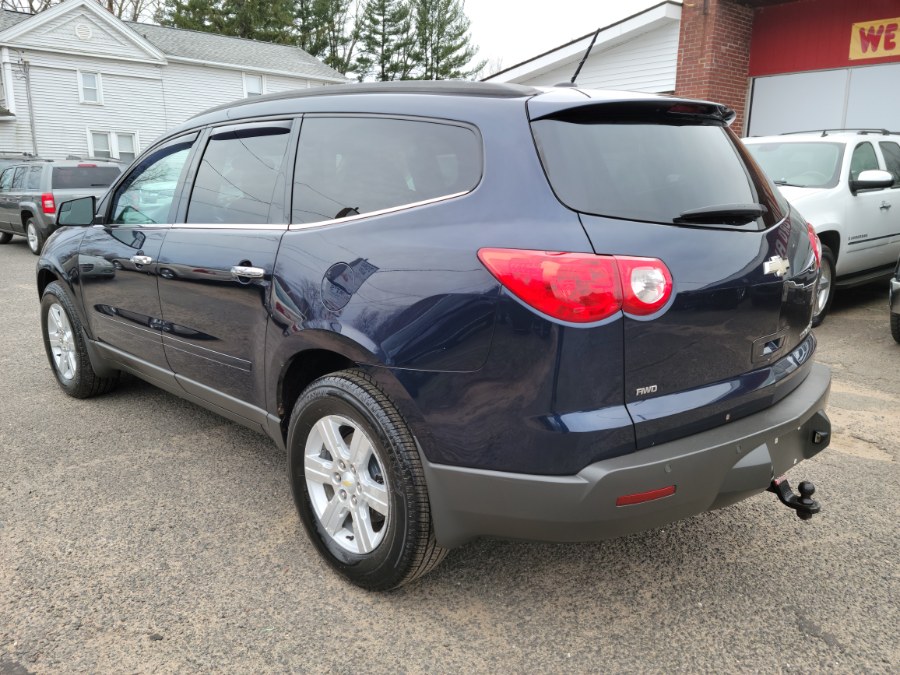 2011 Chevrolet Traverse AWD 4dr LT w/1LT W/Sunroof, available for sale in East Windsor, Connecticut | Toro Auto. East Windsor, Connecticut 2011 Chevrolet Traverse AWD 4dr LT w/1LT W/Sunroof, available for sale in East Windsor, Connecticut | Toro Auto. East Windsor, Connecticut