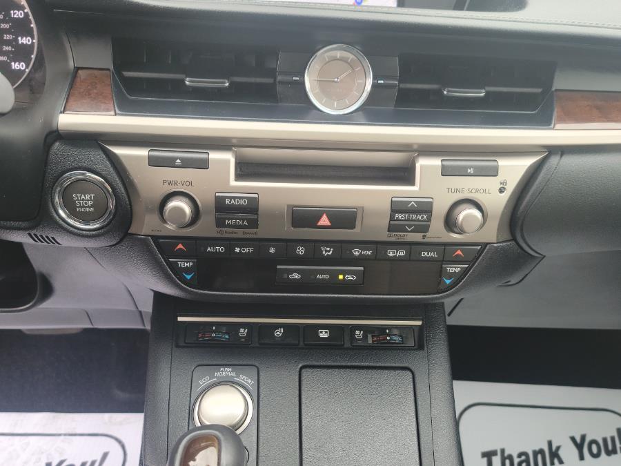 2014 Lexus ES 350 4dr Sdn, available for sale in Philadelphia, Pennsylvania | Eugen's Auto Sales & Repairs. Philadelphia, Pennsylvania 2014 Lexus ES 350 4dr Sdn, available for sale in Philadelphia, Pennsylvania | Eugen's Auto Sales & Repairs. Philadelphia, Pennsylvania