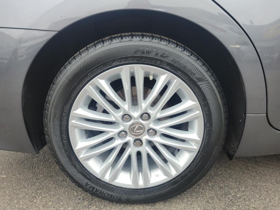 2014 Lexus ES 350 4dr Sdn, available for sale in Philadelphia, Pennsylvania | Eugen's Auto Sales & Repairs. Philadelphia, Pennsylvania 2014 Lexus ES 350 4dr Sdn, available for sale in Philadelphia, Pennsylvania | Eugen's Auto Sales & Repairs. Philadelphia, Pennsylvania