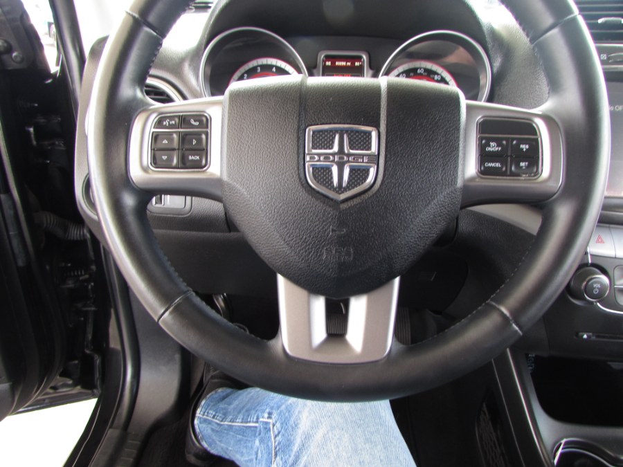 2019 Dodge Journey Crossroad FWD, available for sale in Orlando, Florida | VIP Auto Enterprise, Inc. Orlando, Florida 2019 Dodge Journey Crossroad FWD, available for sale in Orlando, Florida | VIP Auto Enterprise, Inc. Orlando, Florida