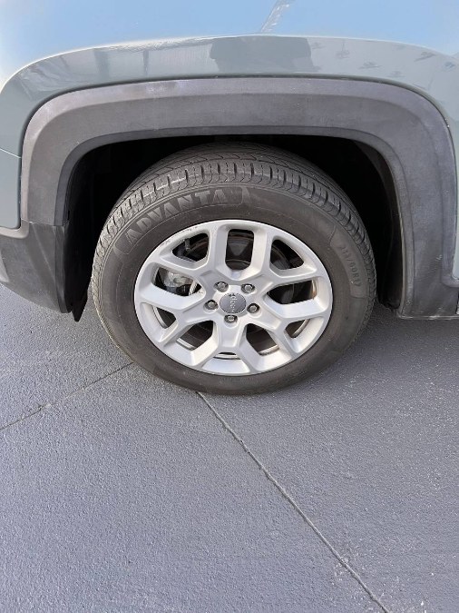 2018 Jeep Renegade Latitude FWD, available for sale in Santa Ana, California | Auto Max Of Santa Ana. Santa Ana, California 2018 Jeep Renegade Latitude FWD, available for sale in Santa Ana, California | Auto Max Of Santa Ana. Santa Ana, California