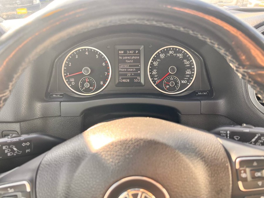 2014 Volkswagen Tiguan 2WD 4dr Auto S, available for sale in Santa Ana, California | Auto Max Of Santa Ana. Santa Ana, California 2014 Volkswagen Tiguan 2WD 4dr Auto S, available for sale in Santa Ana, California | Auto Max Of Santa Ana. Santa Ana, California