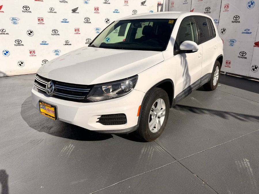 2014 Volkswagen Tiguan 2WD 4dr Auto S, available for sale in Santa Ana, California | Auto Max Of Santa Ana. Santa Ana, California 2014 Volkswagen Tiguan 2WD 4dr Auto S, available for sale in Santa Ana, California | Auto Max Of Santa Ana. Santa Ana, California