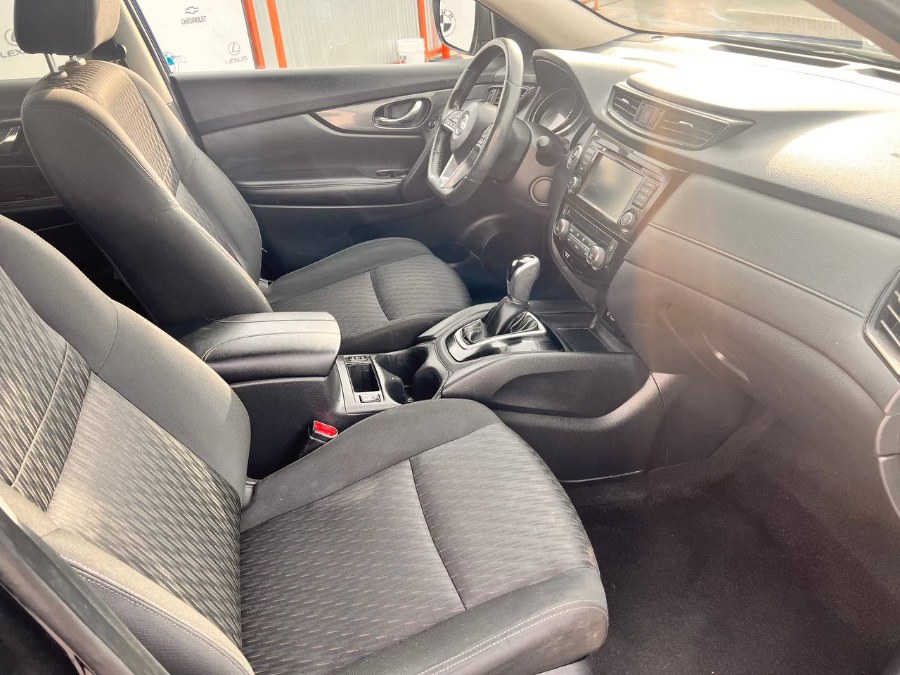 2018 Nissan Rogue FWD SV, available for sale in Santa Ana, California | Auto Max Of Santa Ana. Santa Ana, California 2018 Nissan Rogue FWD SV, available for sale in Santa Ana, California | Auto Max Of Santa Ana. Santa Ana, California