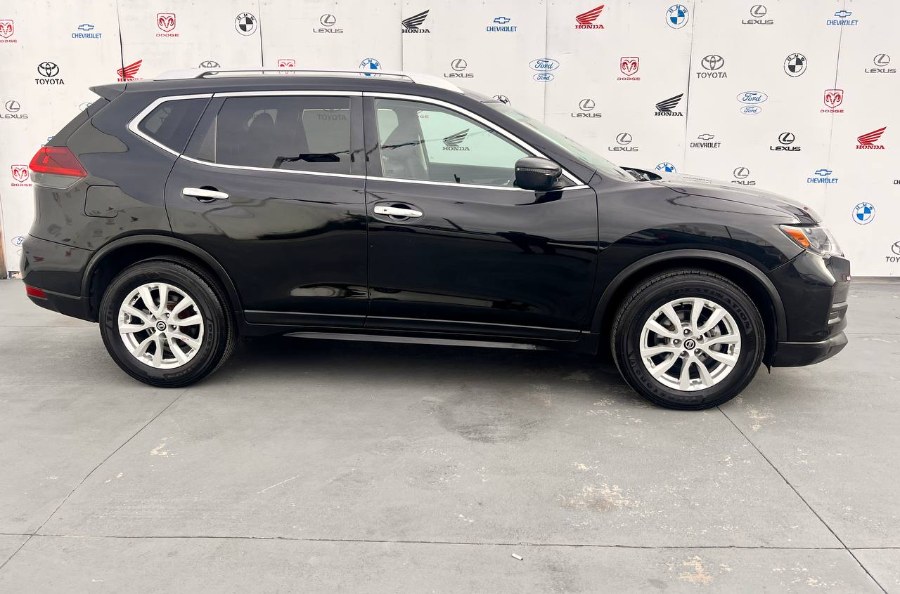 2018 Nissan Rogue FWD SV, available for sale in Santa Ana, California | Auto Max Of Santa Ana. Santa Ana, California 2018 Nissan Rogue FWD SV, available for sale in Santa Ana, California | Auto Max Of Santa Ana. Santa Ana, California