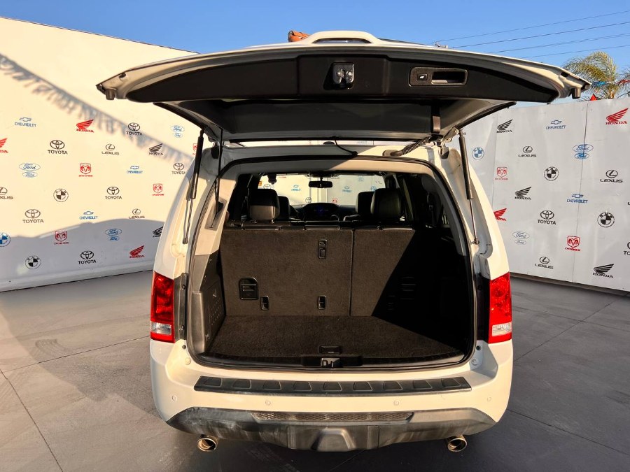 2013 Honda Pilot 4WD 4dr Touring w/RES & Navi, available for sale in Santa Ana, California | Auto Max Of Santa Ana. Santa Ana, California 2013 Honda Pilot 4WD 4dr Touring w/RES & Navi, available for sale in Santa Ana, California | Auto Max Of Santa Ana. Santa Ana, California