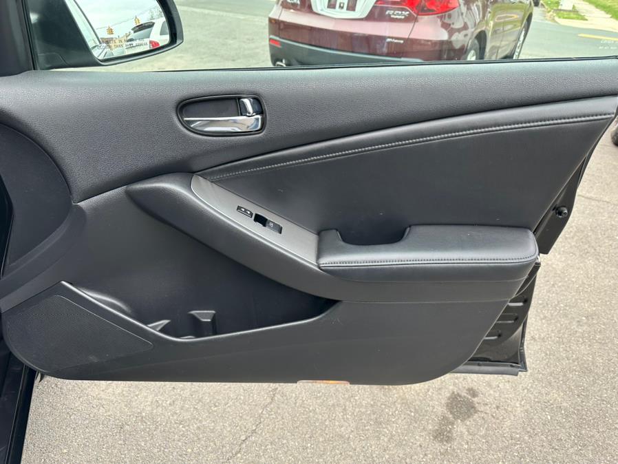 2012 Nissan Altima SL, available for sale in New Britain, Connecticut | Central Auto Sales & Service. New Britain, Connecticut 2012 Nissan Altima SL, available for sale in New Britain, Connecticut | Central Auto Sales & Service. New Britain, Connecticut