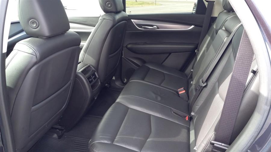2018 Cadillac XT5 AWD 4dr Luxury, available for sale in Old Saybrook, Connecticut | Saybrook Auto Barn. Old Saybrook, Connecticut 2018 Cadillac XT5 AWD 4dr Luxury, available for sale in Old Saybrook, Connecticut | Saybrook Auto Barn. Old Saybrook, Connecticut