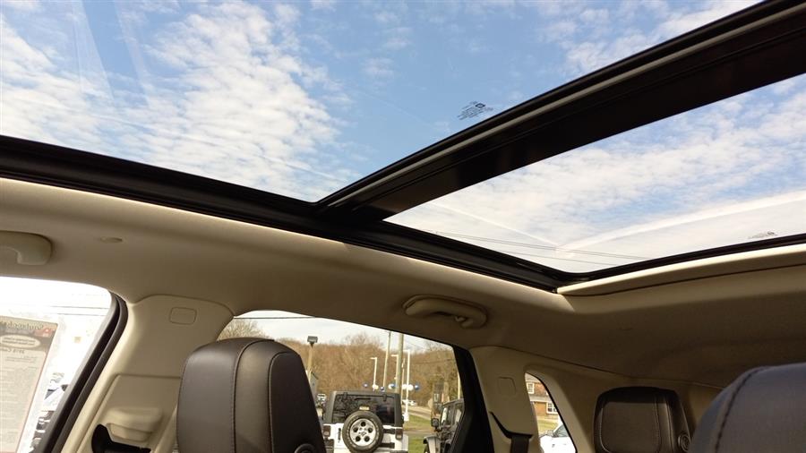 2018 Cadillac XT5 AWD 4dr Luxury, available for sale in Old Saybrook, Connecticut | Saybrook Auto Barn. Old Saybrook, Connecticut 2018 Cadillac XT5 AWD 4dr Luxury, available for sale in Old Saybrook, Connecticut | Saybrook Auto Barn. Old Saybrook, Connecticut