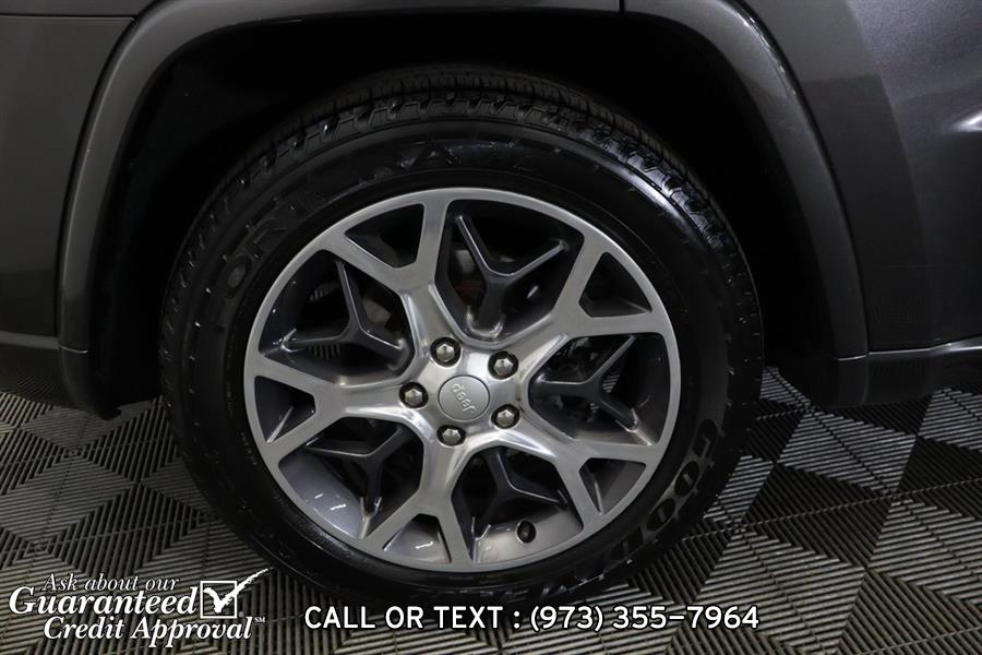 2019 Jeep Grand Cherokee Overland, available for sale in Haskell, New Jersey | City Motor Group Inc.. Haskell, New Jersey 2019 Jeep Grand Cherokee Overland, available for sale in Haskell, New Jersey | City Motor Group Inc.. Haskell, New Jersey