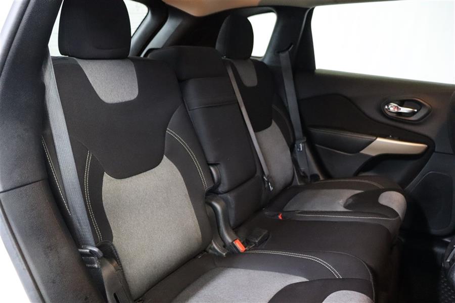 2018 Jeep Cherokee LATITUDE, available for sale in Paterson, New Jersey | Fast Track Motors. Paterson, New Jersey 2018 Jeep Cherokee LATITUDE, available for sale in Paterson, New Jersey | Fast Track Motors. Paterson, New Jersey