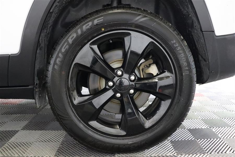 2018 Jeep Cherokee LATITUDE, available for sale in Paterson, New Jersey | Fast Track Motors. Paterson, New Jersey 2018 Jeep Cherokee LATITUDE, available for sale in Paterson, New Jersey | Fast Track Motors. Paterson, New Jersey