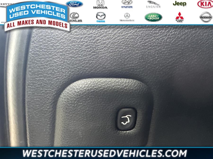 2020 Jeep Grand Cherokee Limited, available for sale in White Plains, New York | Westchester Used Vehicles. White Plains, New York 2020 Jeep Grand Cherokee Limited, available for sale in White Plains, New York | Westchester Used Vehicles. White Plains, New York