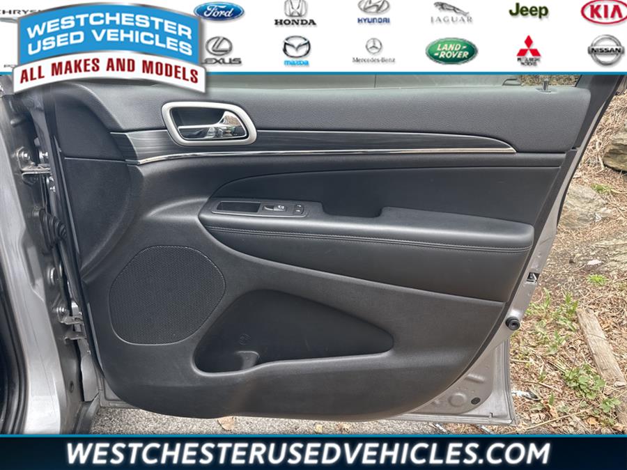 2020 Jeep Grand Cherokee Limited, available for sale in White Plains, New York | Westchester Used Vehicles. White Plains, New York 2020 Jeep Grand Cherokee Limited, available for sale in White Plains, New York | Westchester Used Vehicles. White Plains, New York